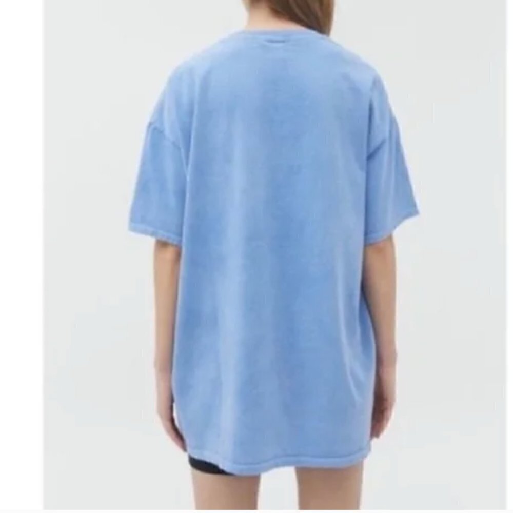 URBAN Outfitters Women's Blue Japan Mt. Fuji Oversized Shirt Size Small/Medium - Picture 2 of 6